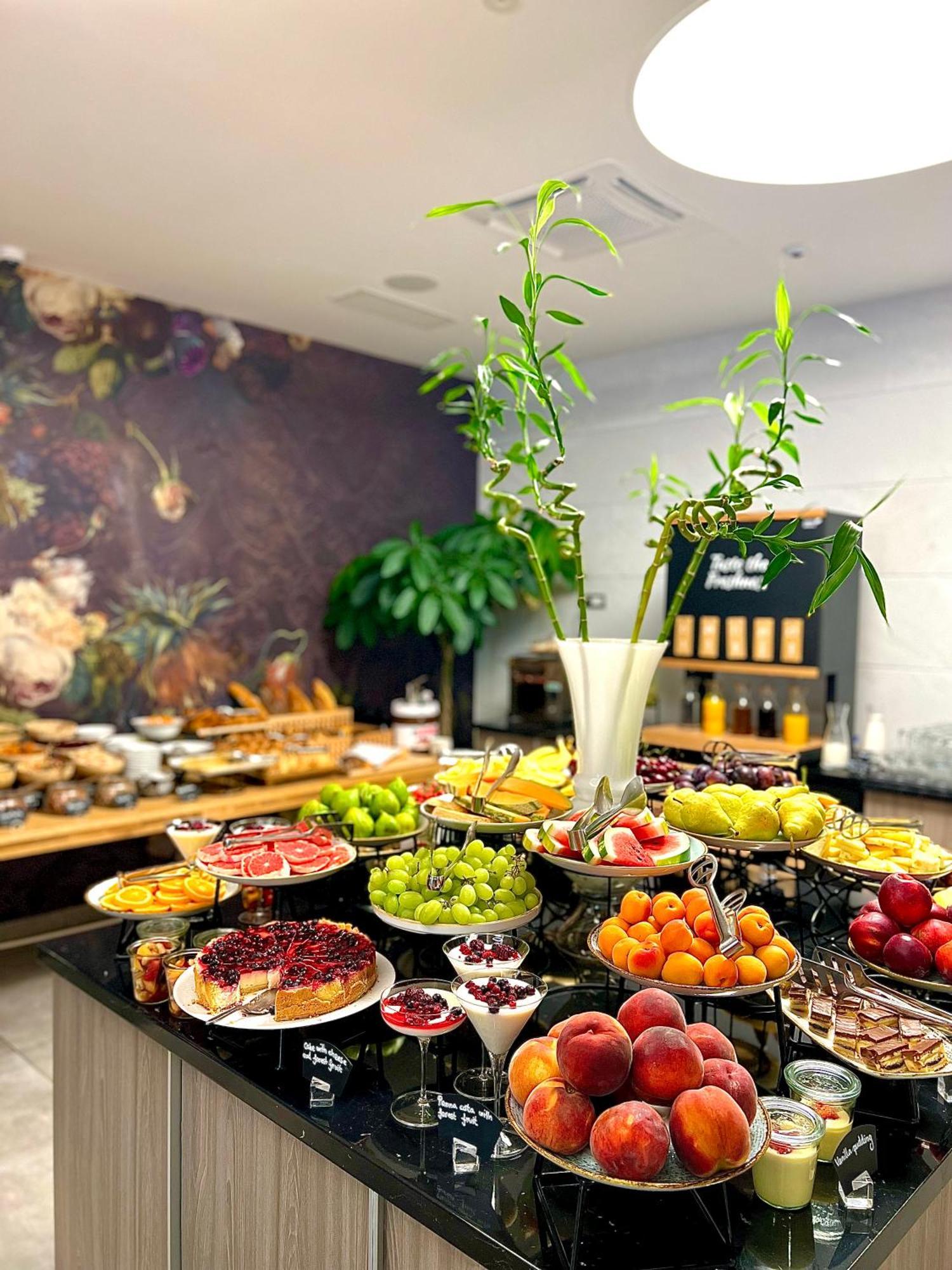 Boutique Hotel Mirjam Makarska Esterno foto